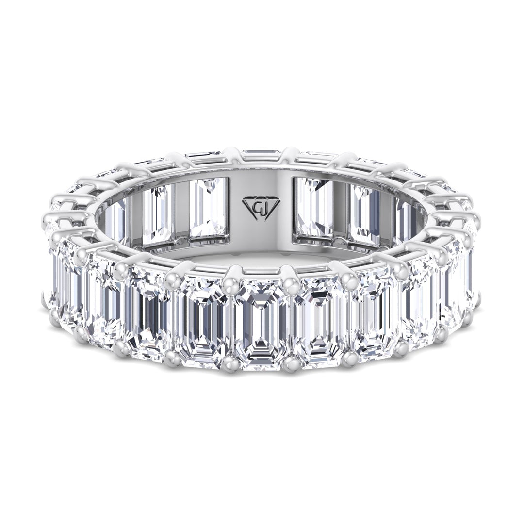 emerald-cut-eternity-band-in-white-gold