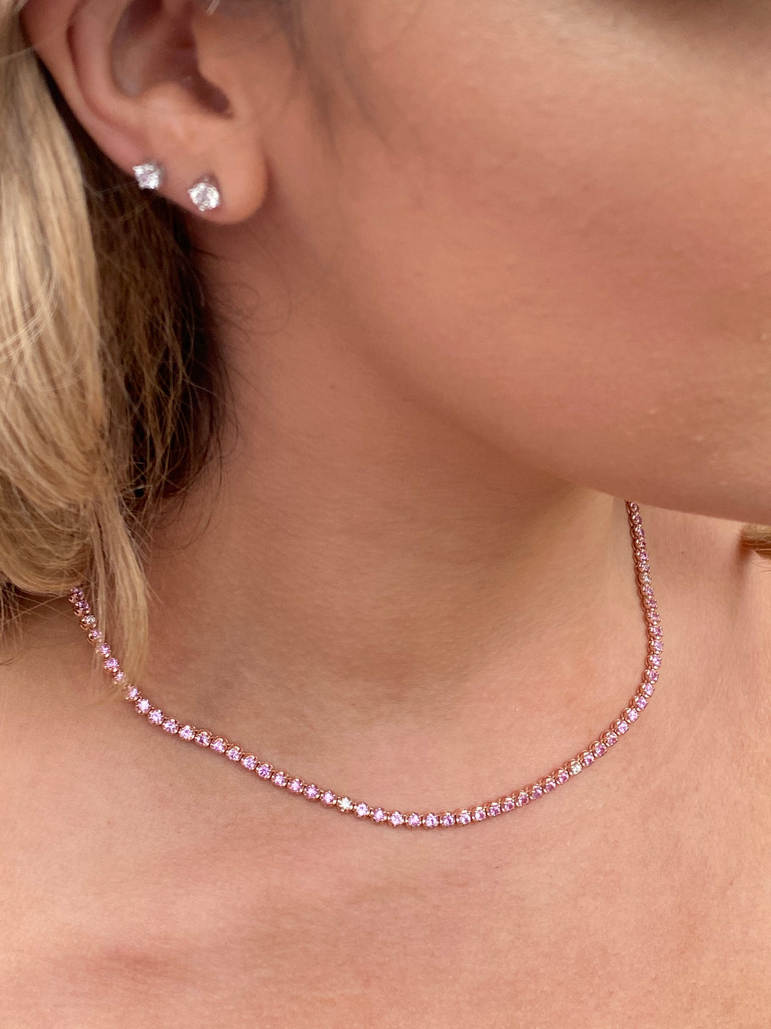 adjustable-pink-sapphire-tennis-necklace-in-14k-yellow-gold