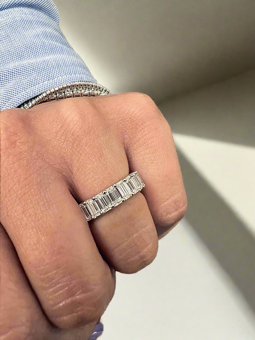 emerald-cut-diamond-eternity-band-18k-yellow-gold-by-gem-jewelers-co