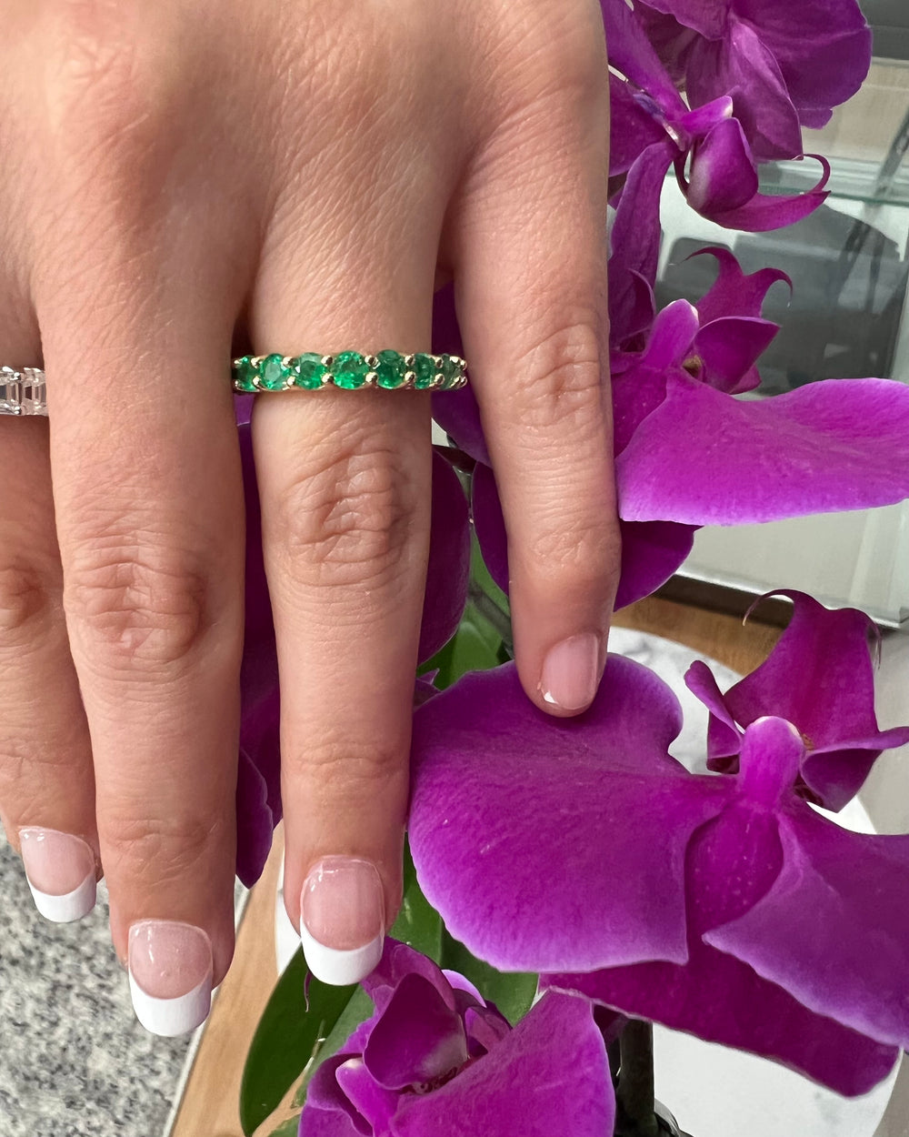 2-carat-round-emerald-eternity-band-14k-yellow-gold