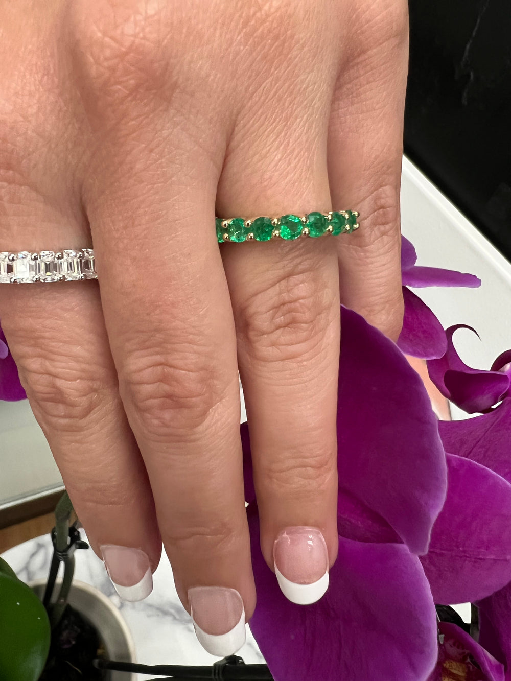 4-carat-round-emerald-eternity-band-14k-yellow-gold