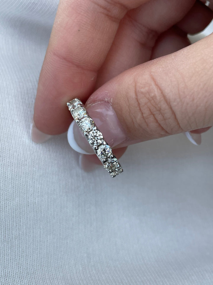 2CT  Round Diamond Eternity Band in 18K Gold ( U- Prong) - Gem Jewelers Co