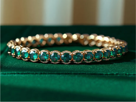 Emerald and Diamond Tennis Bracelet: Must-Have Trend of 2025