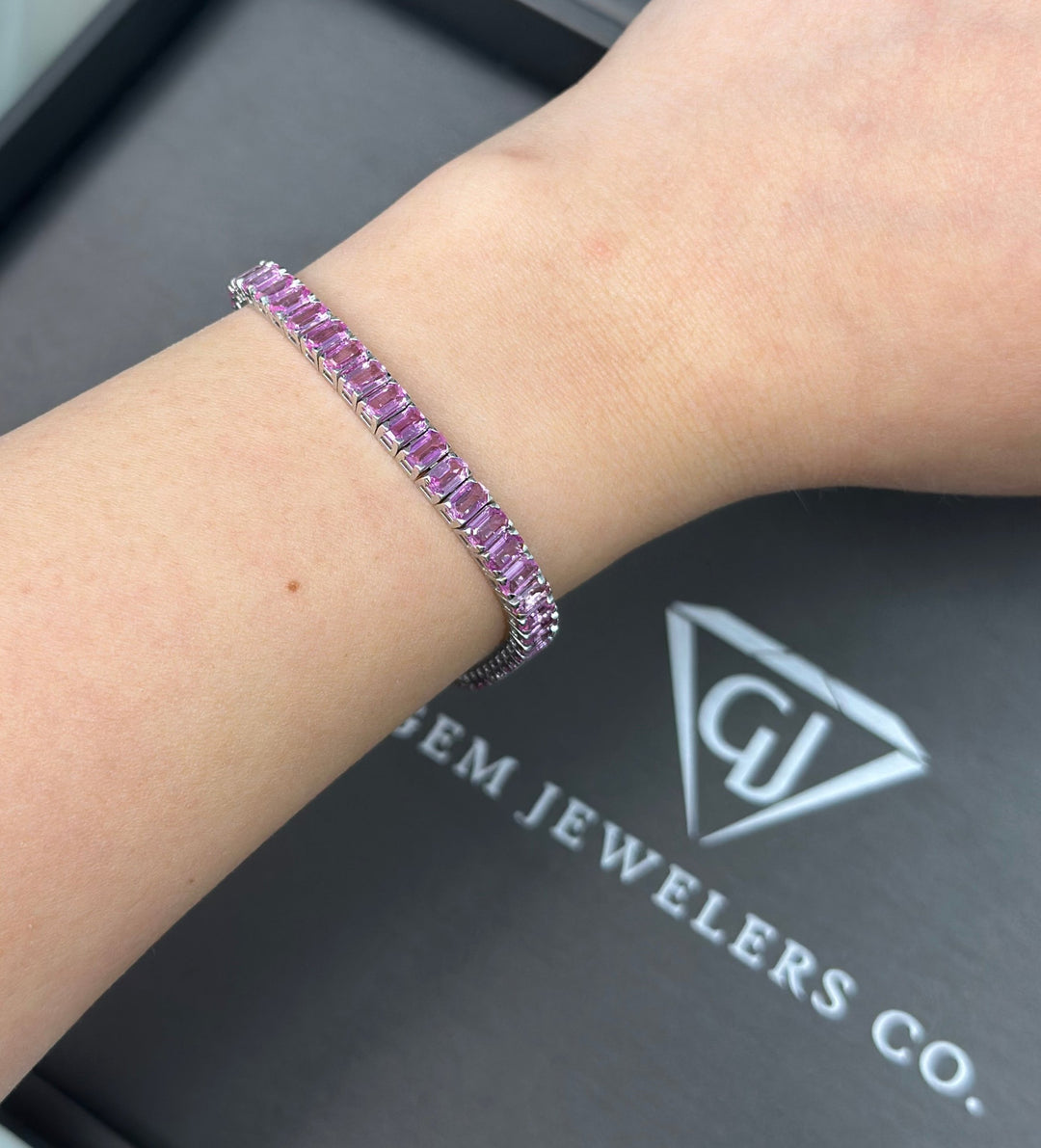 15CT Emerald Cut Natural Pink Sapphire Tennis Bracelet, Top