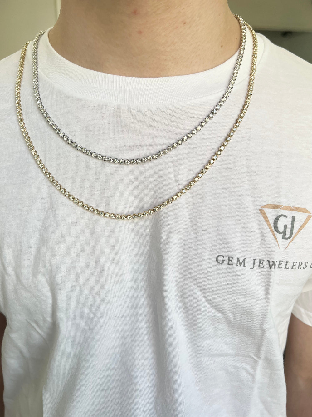 15CT Men's Natural Diamond Tennis Necklace Chain Gold, Model Wearing