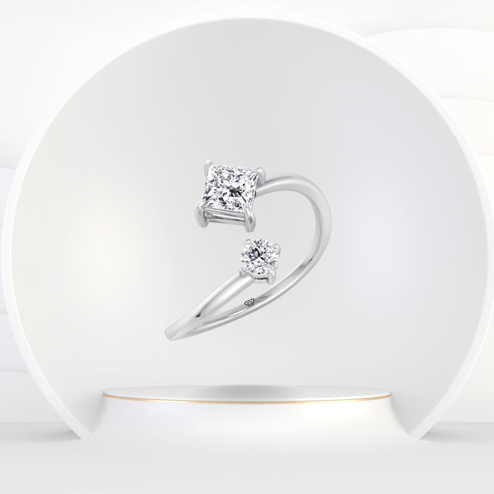 Ora - Princess & Round Cut Diamond Stackable Ring