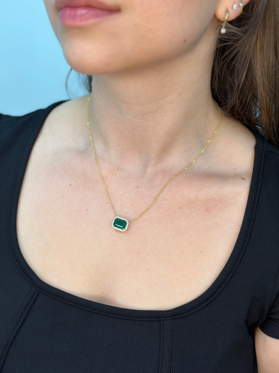 3.10CT Emerald Cut Diamond & Emerald Necklace, Yellow Gold, Model Neck