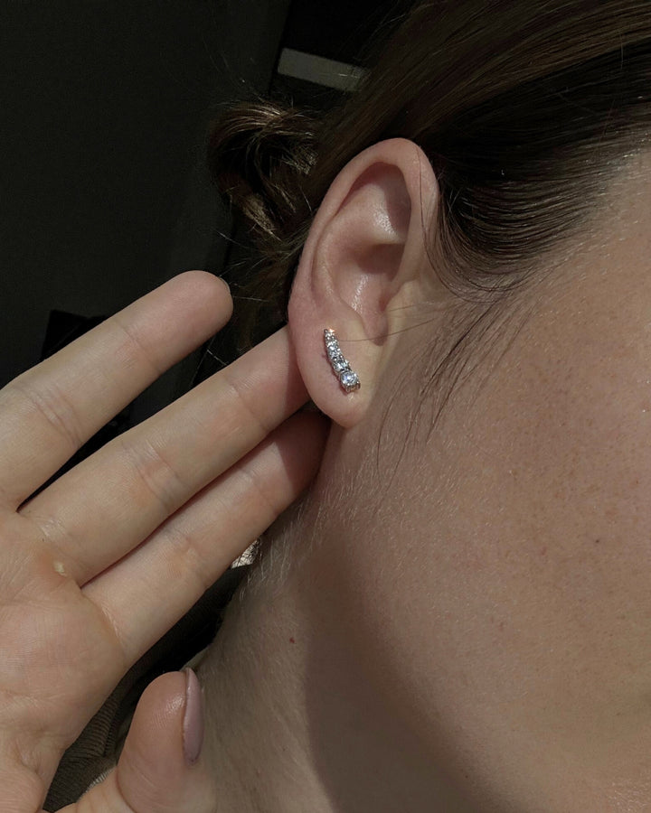 Graduated Round Shape Natural Diamond Cuff Earrings