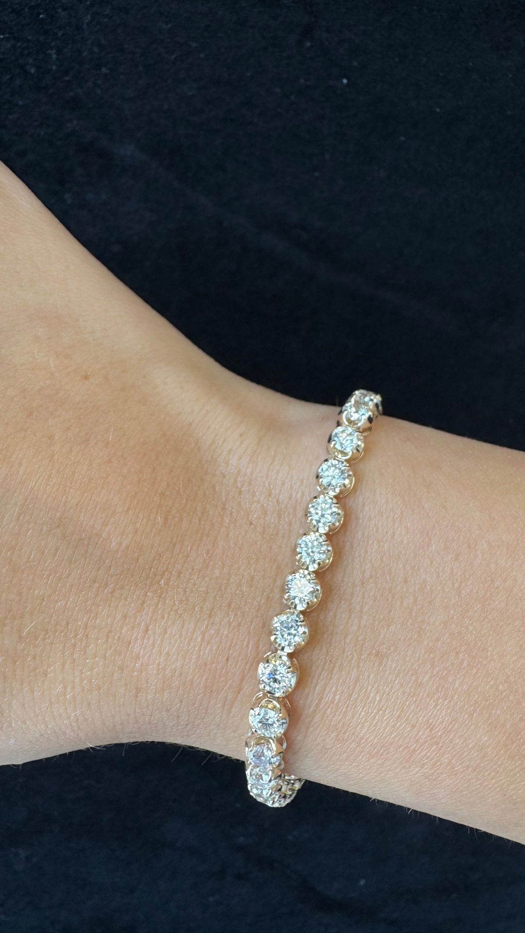 Natural diamond crown prong tennis bracelet 14K gold