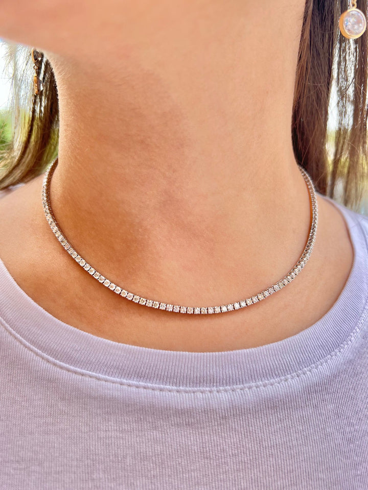 6.31CT Diamond Tennis Necklace 14k Solid Gold, Model Neck
