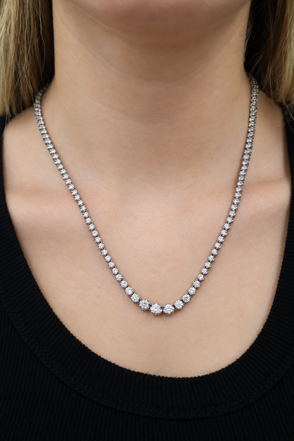 1 Crown Prong Graduated Natural Diamond Tennis Necklace