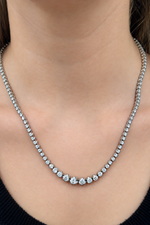 2 Crown Prong Graduated Natural Diamond Tennis Necklace