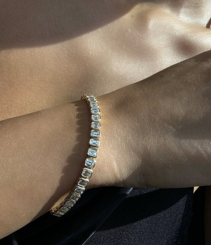 Emerald Shape Natural Diamond Tennis Bracelet