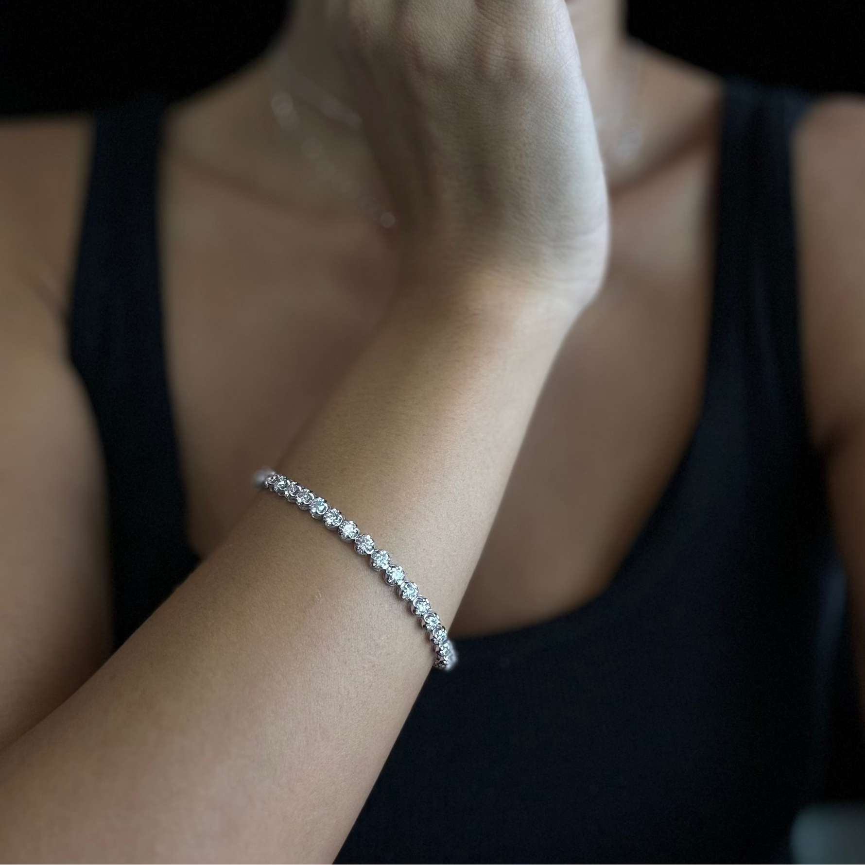 Crown prong natural diamond tennis bracelet 14K solid gold