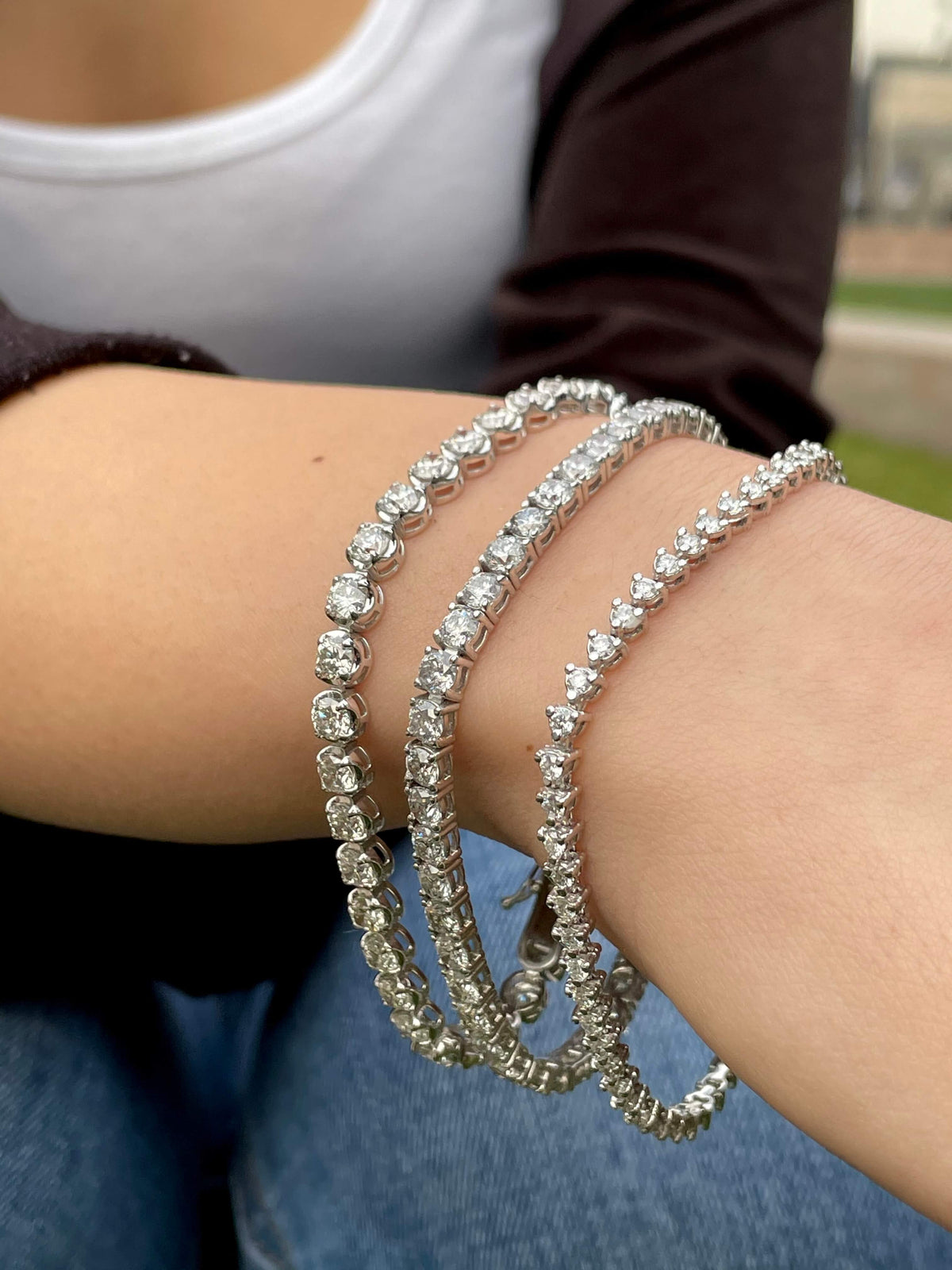 3-Prong Natural Diamond Tennis Bracelet - Martini Style 14K Solid Gold Lifestyle 2.1