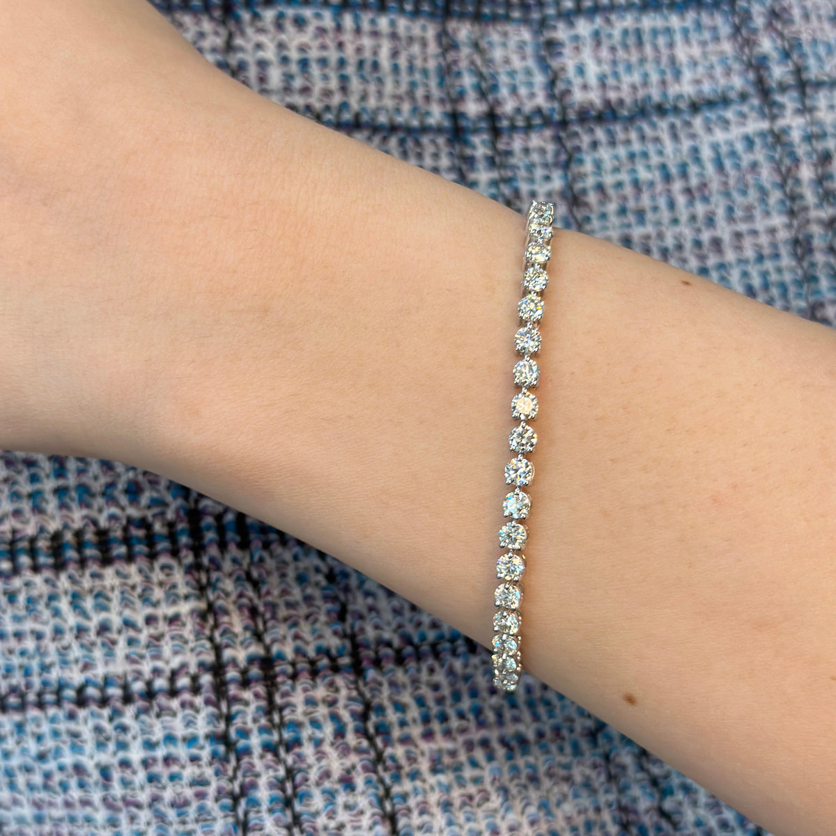 3-Prong Natural Diamond Tennis Bracelet - Martini Style 14K Solid Gold Lifestyle 1.1