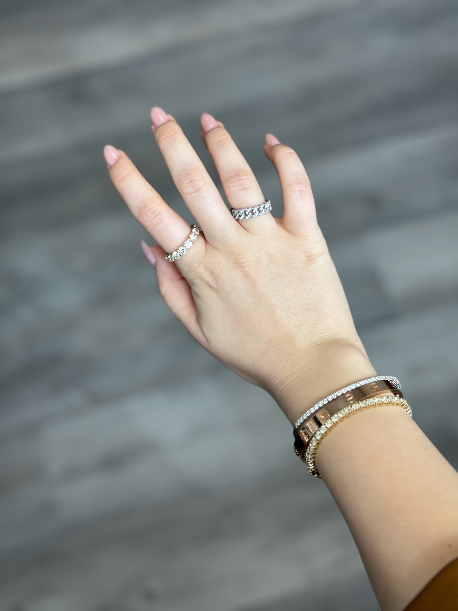 Blink flexible ring with chain and diamonds – Bizzotto Gioielli Shop