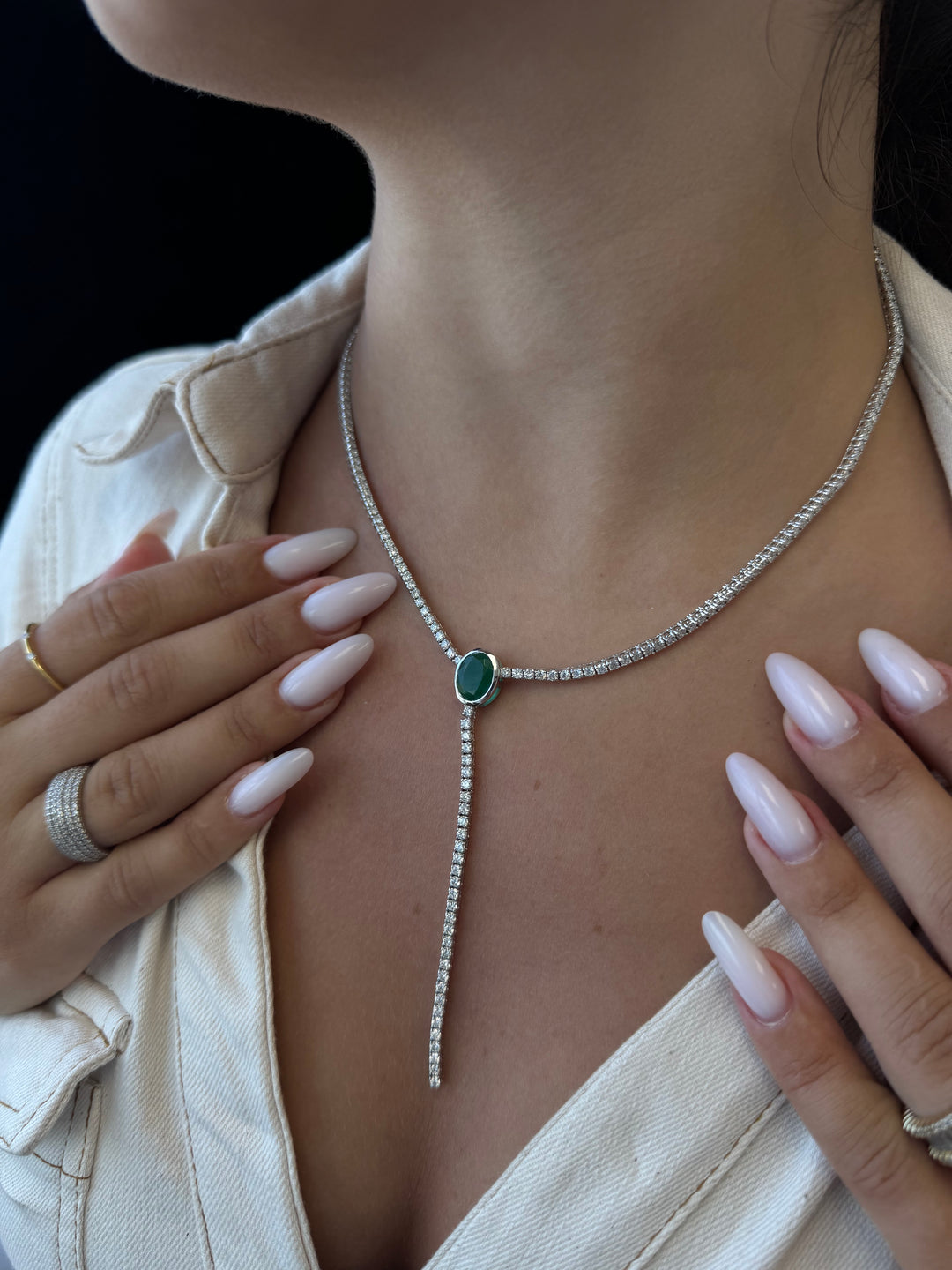 10.50CT T.W Round Natural Diamond Lariat Tennis Necklace with Natural Green Emerald Centerpiece