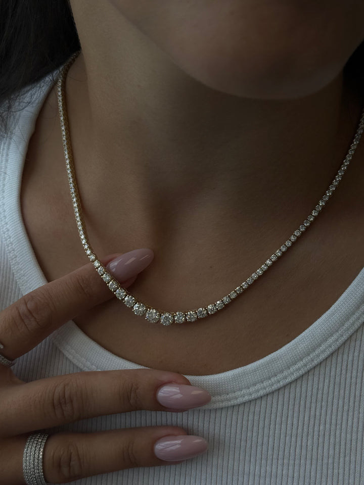 4 Prong Graduated Natural Diamond Tennis Necklace 18K Yellow Gold 3