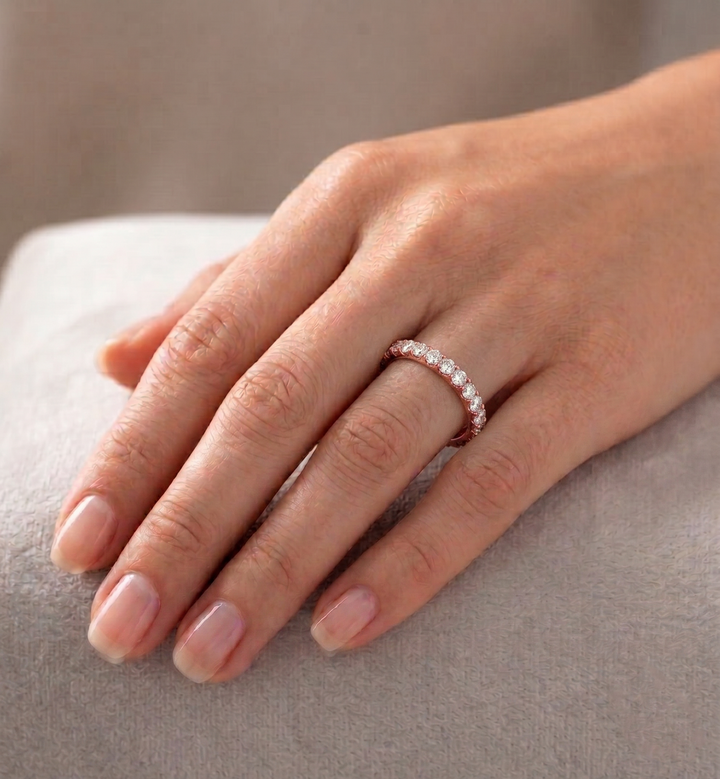 Super Deal - 1.00CT T.W Round Brilliant VS2 Clarity, G Color Natural Diamond Eternity Band U-Prong Setting