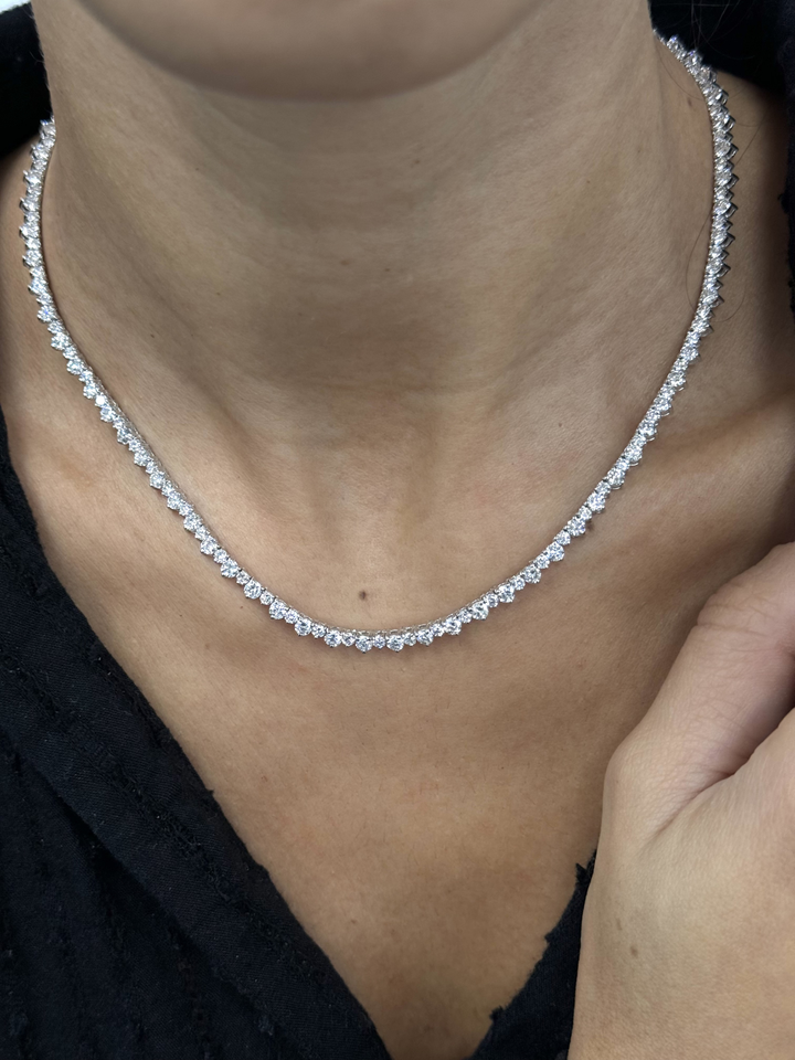 3 Prong Alternating Size Natural Diamond Tennis Necklace