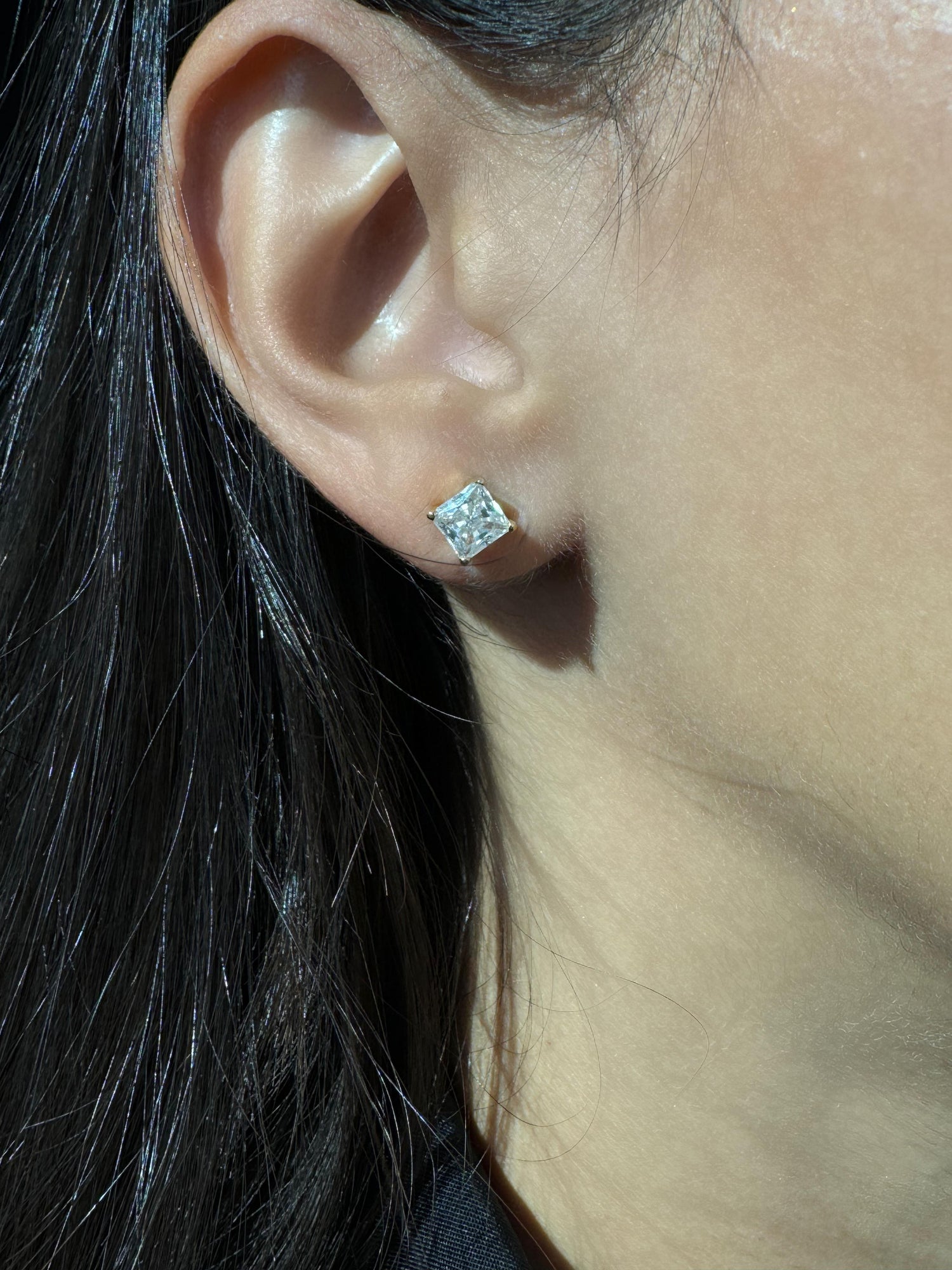 Telsa -Princess Cut Diamond Studs