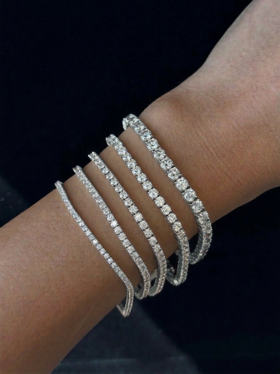 4 Prong Natural Diamond Tennis Bracelet ( Square Box Setting ) 18K Solid Gold