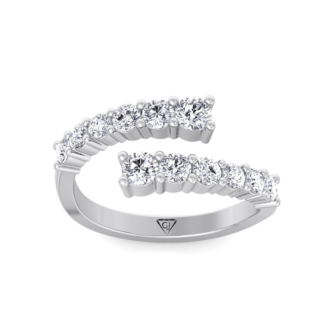 White Gold Graduated Round Cut Diamond Ring
