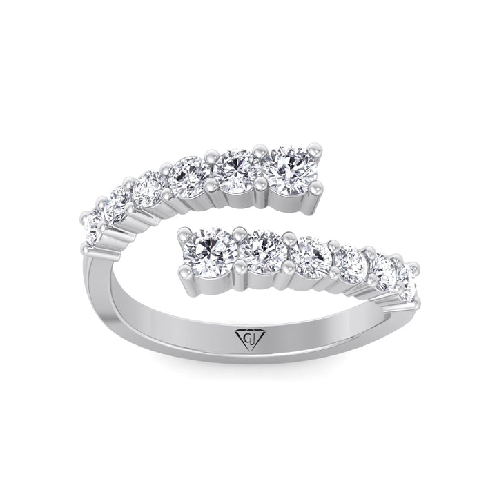 White Gold Graduated Round Cut Diamond Ring