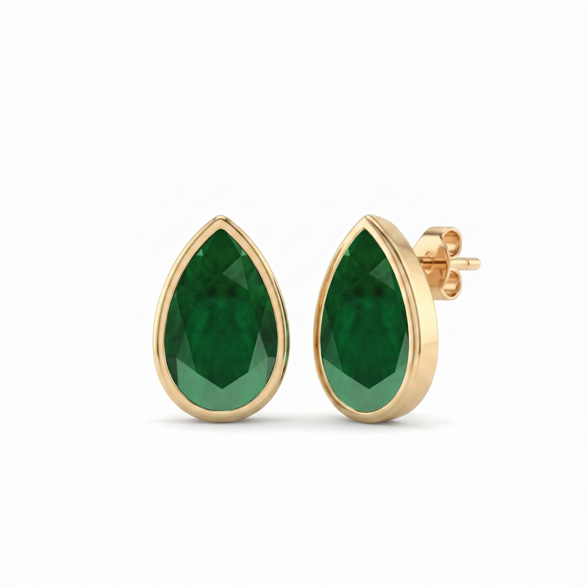 Bezel Set Natural Green Emerald Pear Shape Diamond Studs YG