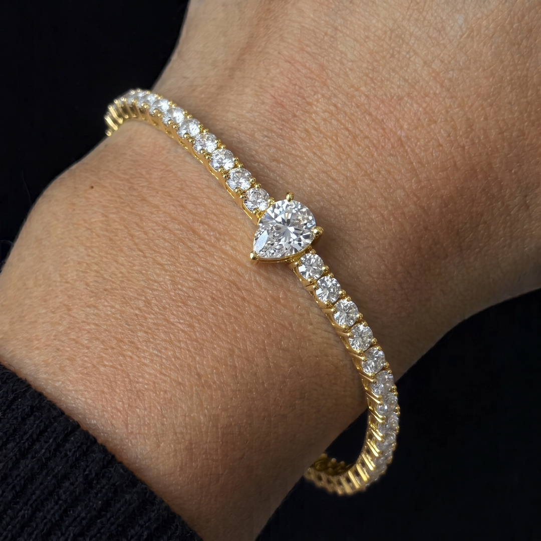 7CT T.W Pear Shape Center Stone Natural Diamond Tennis Bracelet 14K Solid Gold