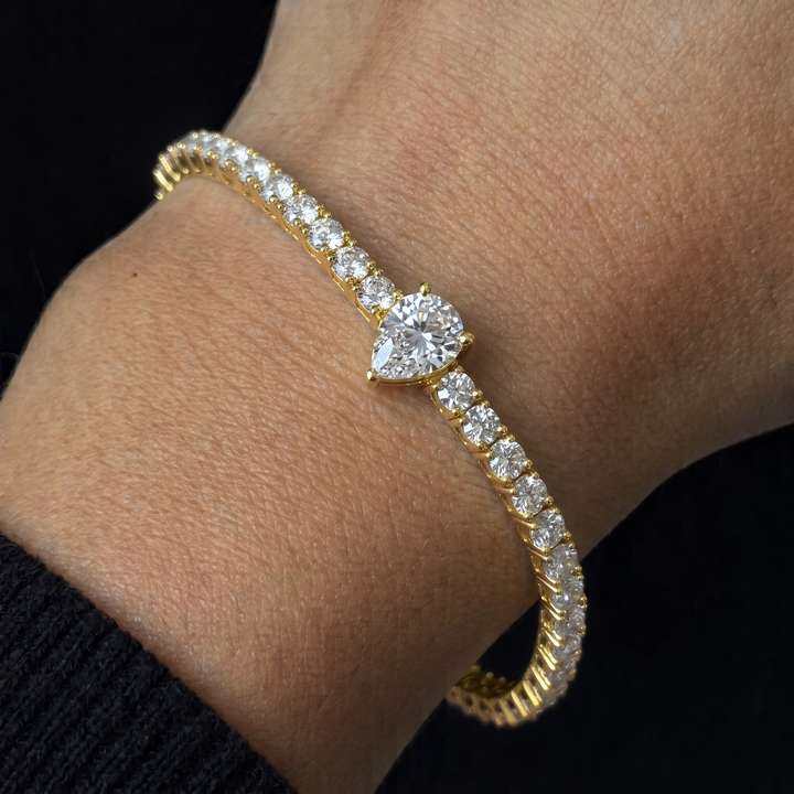 7CT T.W Pear Shape Center Stone Natural Diamond Tennis Bracelet 14K Solid Gold