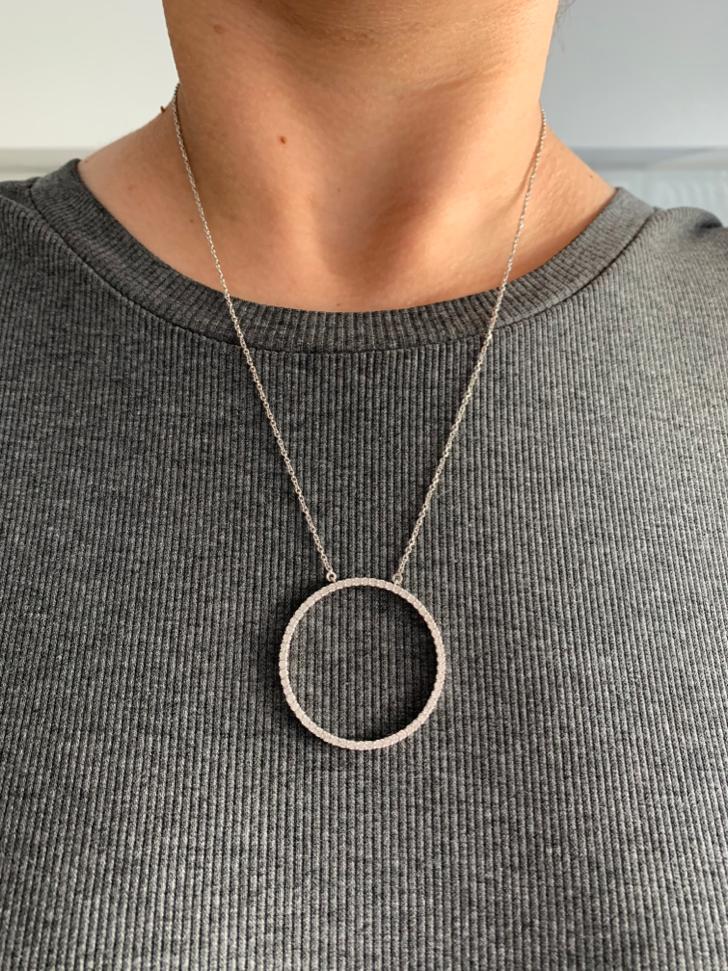 yellow-gold-big-circle-diamond-necklace