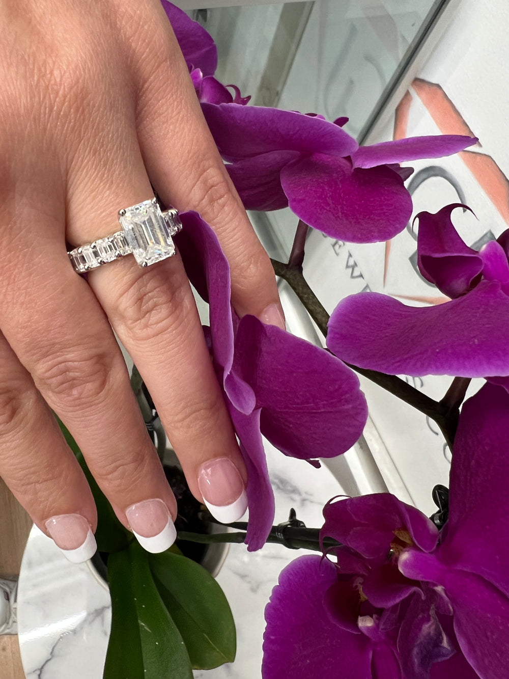 6-carat-emerald-cut-diamond-eternity-engagement-ring-u-prong-setting-14k-white-gold