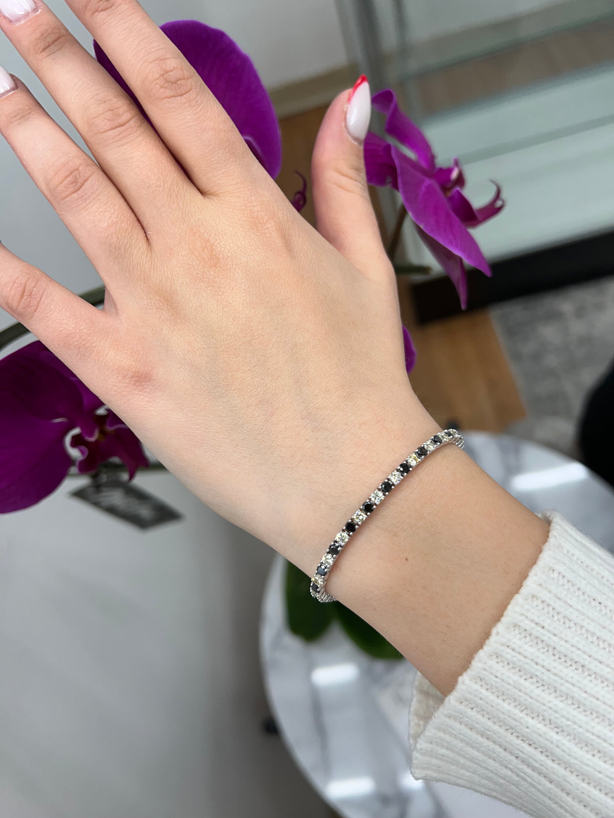 Black and white alternating natural diamond tennis bracelet 14K rose gold